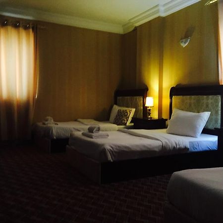 Al Mourouj Inn Hotel Доха Екстер'єр фото